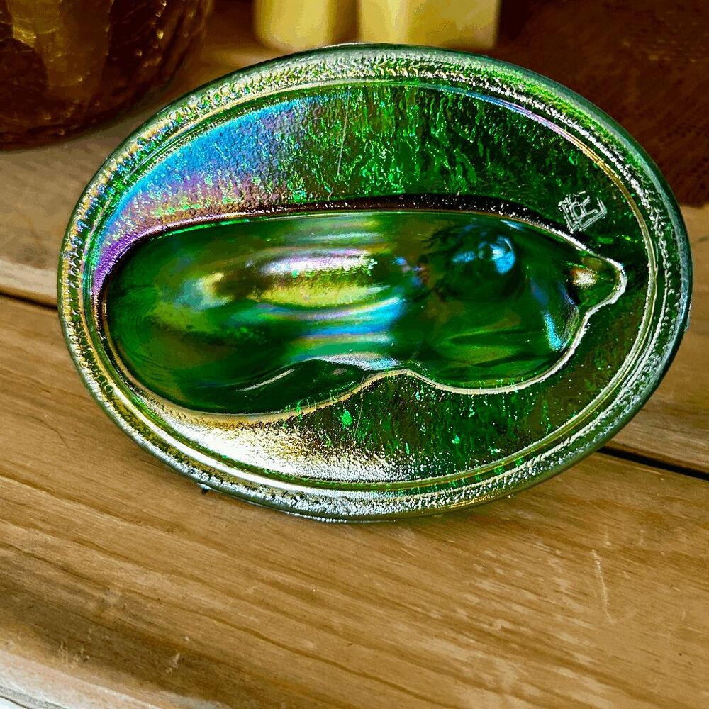 Horse Covered Candy Dish –Hunter Green Carnival 2 Piece Glass Horse on Ribbed Va - Picture 3 of 5